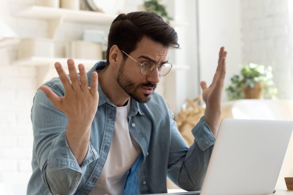 Kako odpraviti težave s slabim wi-fi signalom? Rešitev je ojačevalec mesh wi-fi sistem!