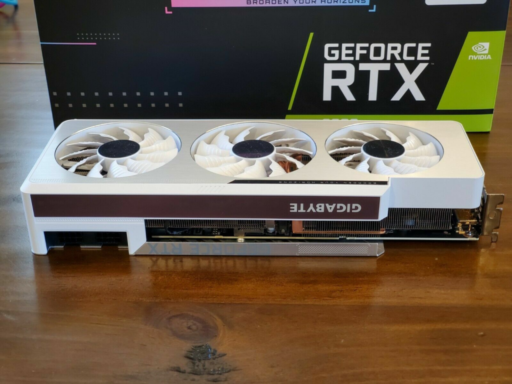 Razkošje grafike z grafičnimi karticami rtx 3090, rtx 3080 in rtx 3070 - povsem nove ali obnovljene z garancijo 4 Rtx 3080 10gb gigabyte vision grafična kartica ugodno poceni komponentko mlacom funtech anni