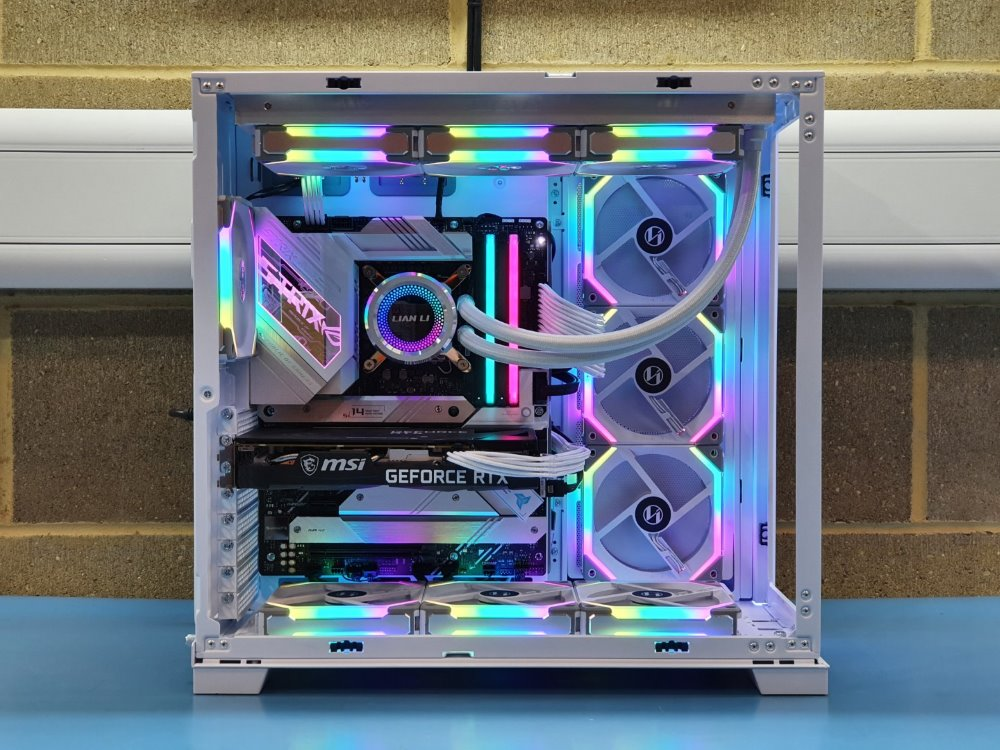 Kje kupiti gaming računalnik? Pri komponentku se splača! 4 Gaming računalniki na obroke
gaming pc bolha
namizni računalnik
telekom gaming pc
prenosni računalnik
venum pc
sestavi računalnik
mimovrste gaming pc