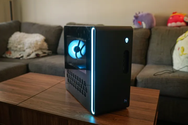 Vodič za nakup gaming računalnika za konec šole | nakup računalnika za igre za darilo 6 Kakšno ohišje za računalnik kupiti?