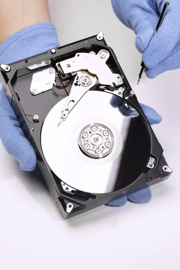 Št. #1 za reševanje podatkov pri komponentku - strokovna pomoč pri obnovi podatkov (data recovery) 3 Hdd trdi disk reševanje podatkov reševanje podtkov iz trdih diskov trdega diska